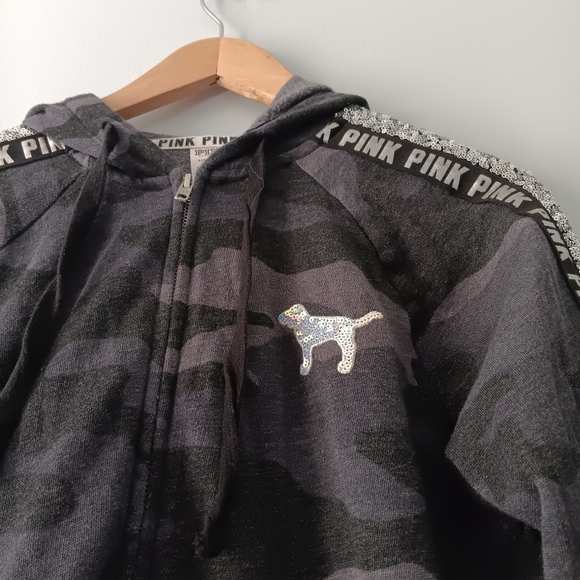 Victoria’s Secret PINK Camo Sequined Hoodie Sz Small - Picture 4 of 8